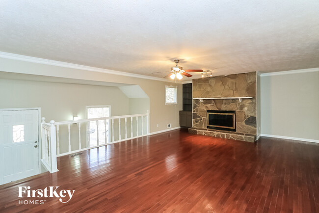 4505 Laurie Ln SW in Powder Springs, GA - Building Photo - Building Photo