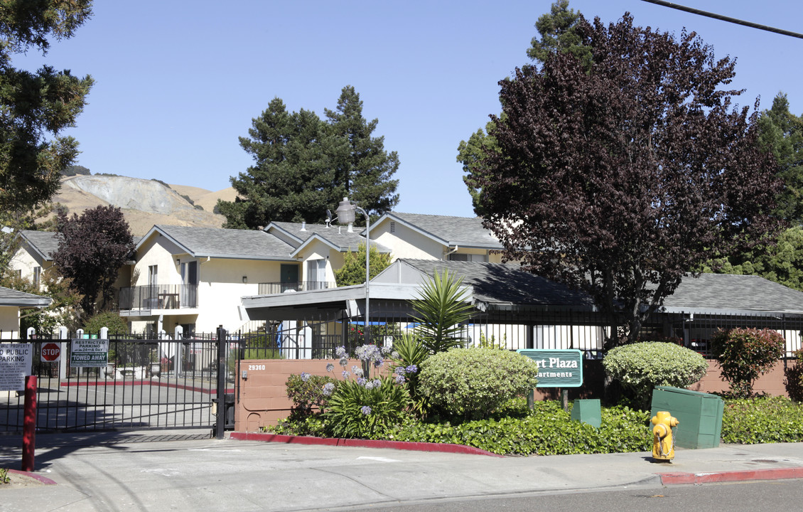 Bart Plaza Apartments in Hayward, CA - Building Photo