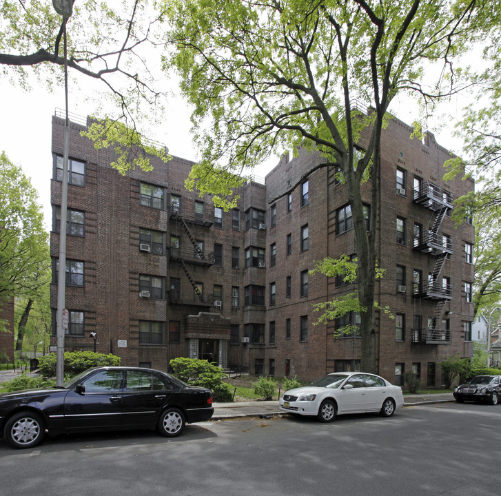 7 Chestnut St in East Orange, NJ - Building Photo