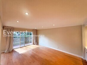 320 N Civic Dr in Walnut Creek, CA - Building Photo - Building Photo