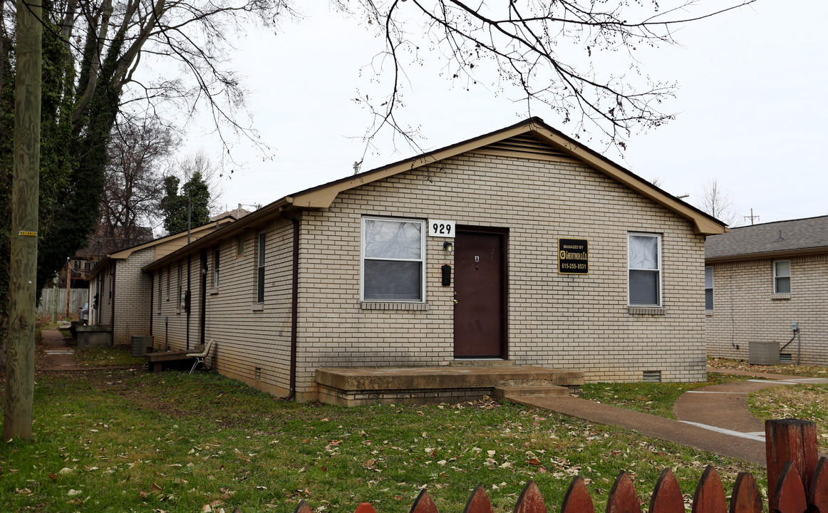 Shelby Hills Apartments II in Nashville, TN - Building Photo