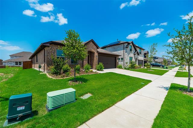 1605 Pleasant Knoll Trl in Aubrey, TX - Building Photo - Building Photo