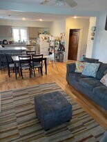 48 Lincoln Rd in Newton, MA - Building Photo