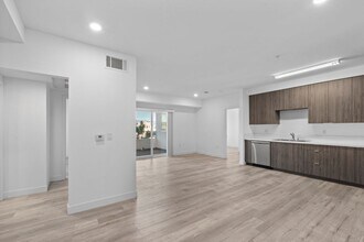 TALA Local at 3057-3067 W. Pico Blvd in Los Angeles, CA - Building Photo - Interior Photo