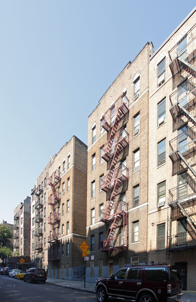 2285 Andrews Ave in Bronx, NY - Building Photo - Building Photo