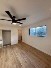 4885 Randall St in San Diego, CA - Building Photo - Building Photo