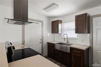 2120 Grambling Ave in McAllen, TX - Building Photo - Building Photo