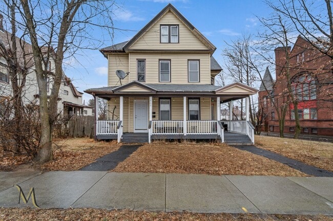 property at 464 Pleasant St