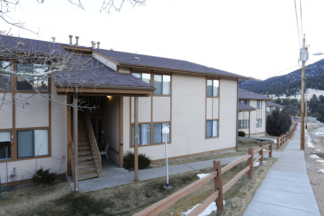 Park Ridge Apartments in Estes Park, CO - Building Photo