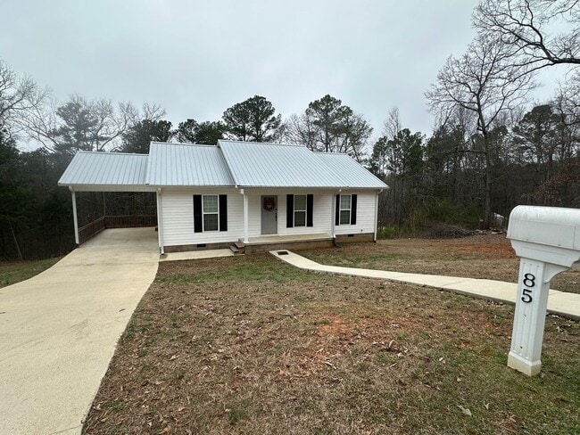 property at 85 Mary Dr