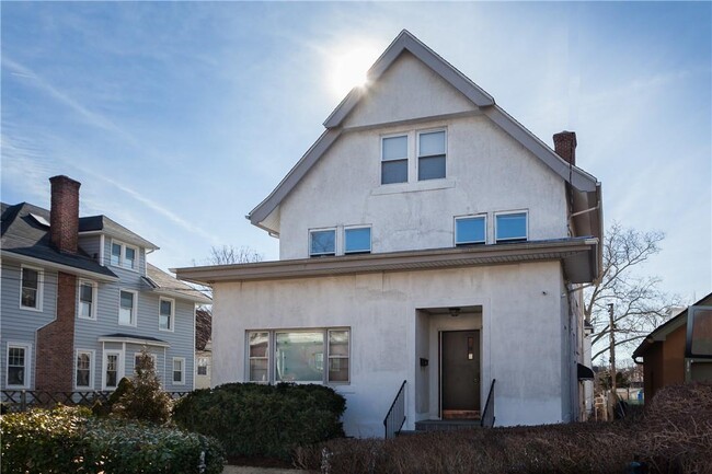110 Wallace Ave in Mount Vernon, NY - Building Photo - Building Photo