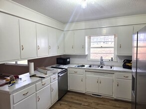 1299 N Franklin Rd in Mount Airy, NC - Building Photo - Building Photo