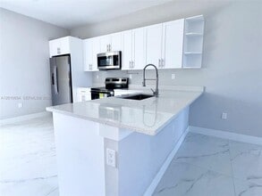 819 Eisenhower Blvd in Lehigh Acres, FL - Building Photo - Building Photo