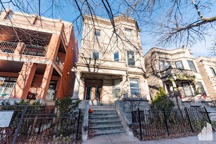 842 W Waveland Ave, Unit 2 in Chicago, IL - Building Photo