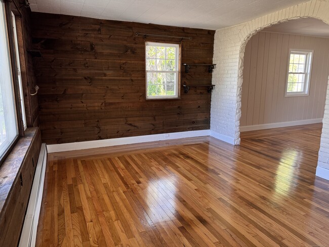 26 Barbara St in West Haven, CT - Building Photo - Building Photo