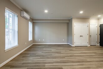 1010 Duke St in Alexandria, VA - Building Photo - Building Photo