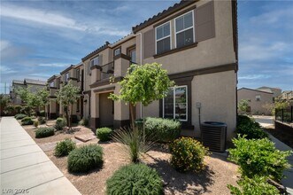 1314 Arcadia Rim Pl in Henderson, NV - Building Photo - Building Photo