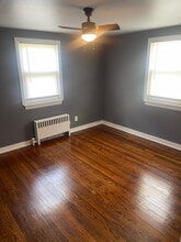 4902 Camden Ave in Pennsauken, NJ - Building Photo - Building Photo