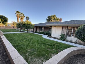 3979 Atlantic Ave in Highland, CA - Building Photo - Building Photo