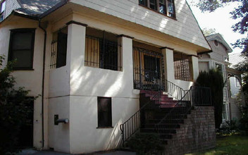 2121 I St in Sacramento, CA - Building Photo - Building Photo