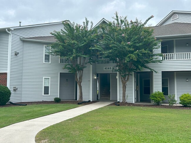 property at 4140 Breezewood Dr