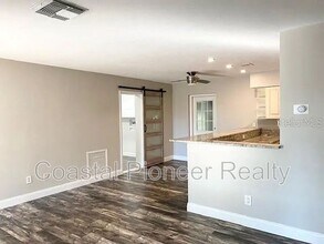 3297 20th Ave SW in Largo, FL - Building Photo - Building Photo
