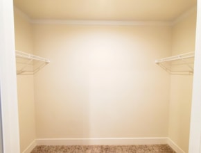 8026 Harbour Dr in Fair Haven, MI - Foto de edificio - Building Photo