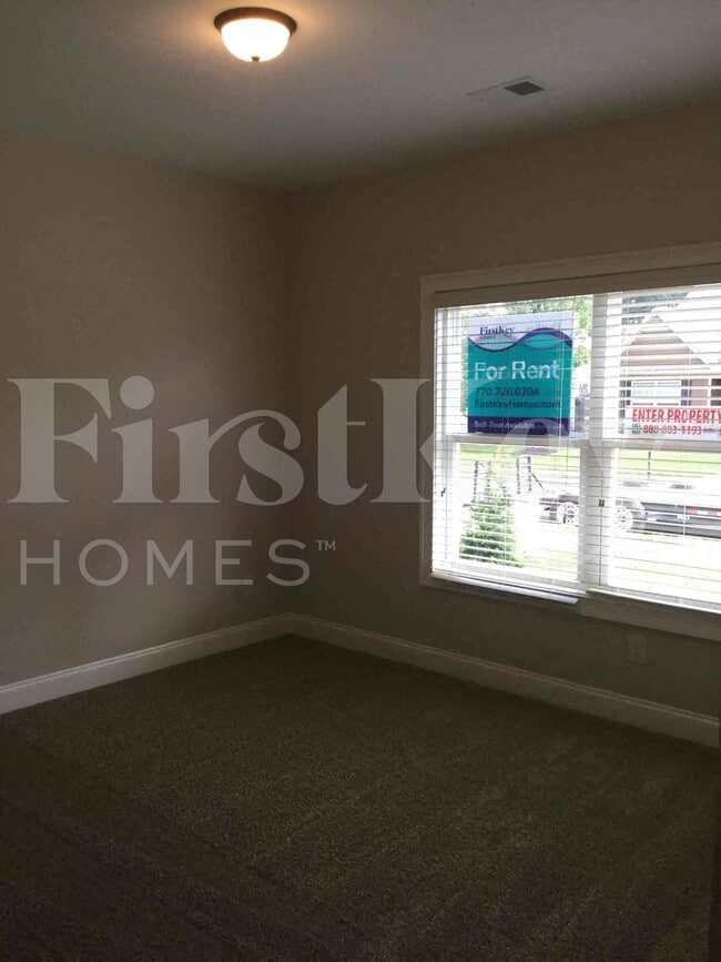 54 Village Pass in Newnan, GA - Building Photo - Building Photo