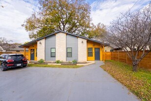 5702 Tracy Lynn Ln in Austin, TX - Building Photo