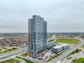 Uniti in Brampton, ON - Building Photo - Building Photo