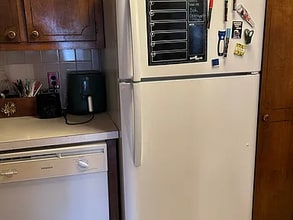 11 Hallmark Gdns, Unit 9 in Burlington, MA - Building Photo - Building Photo