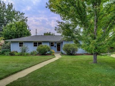property at 2190 E Eastman Ave