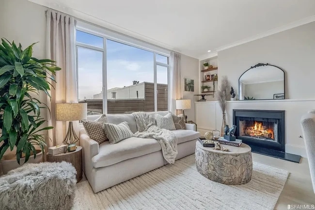 property at 77 Castle St