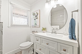 5015 Baylor Dr in Charlotte, NC - Building Photo - Building Photo