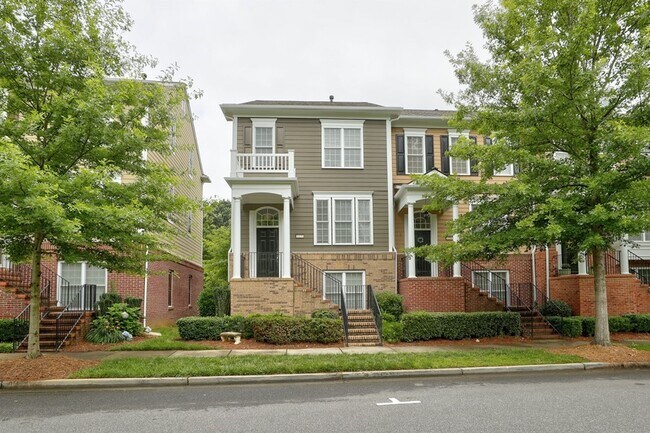 1120 Drayton Ct in Fort Mill, SC - Building Photo - Building Photo