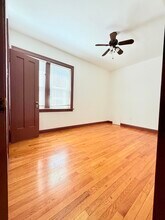 7336 S Artesian Ave in Chicago, IL - Building Photo - Building Photo