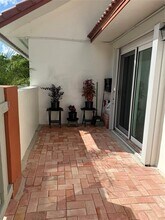 3200 Coral Springs Dr in Coral Springs, FL - Building Photo - Building Photo