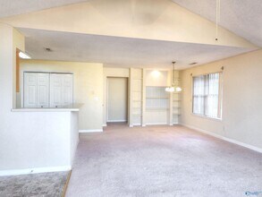 262 Waters Edge Ln in Madison, AL - Building Photo - Building Photo