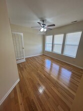 3103 W Lawrence Ave, Unit 3 in Chicago, IL - Building Photo - Building Photo