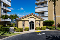 Venetian Bay in Palm Bay, FL - Foto de edificio - Building Photo