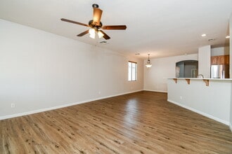 1062 E Nickleback St in San Tan Valley, AZ - Building Photo - Building Photo