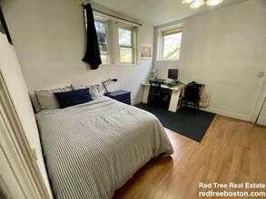 281 Corey Rd, Unit 1 in Boston, MA - Building Photo - Building Photo