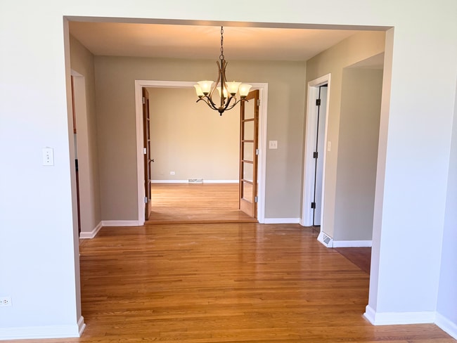 10901 62nd St in La Grange Highlands, IL - Foto de edificio - Building Photo