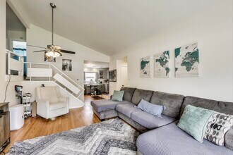 558 Mallard Ln in Deerfield, IL - Building Photo - Building Photo