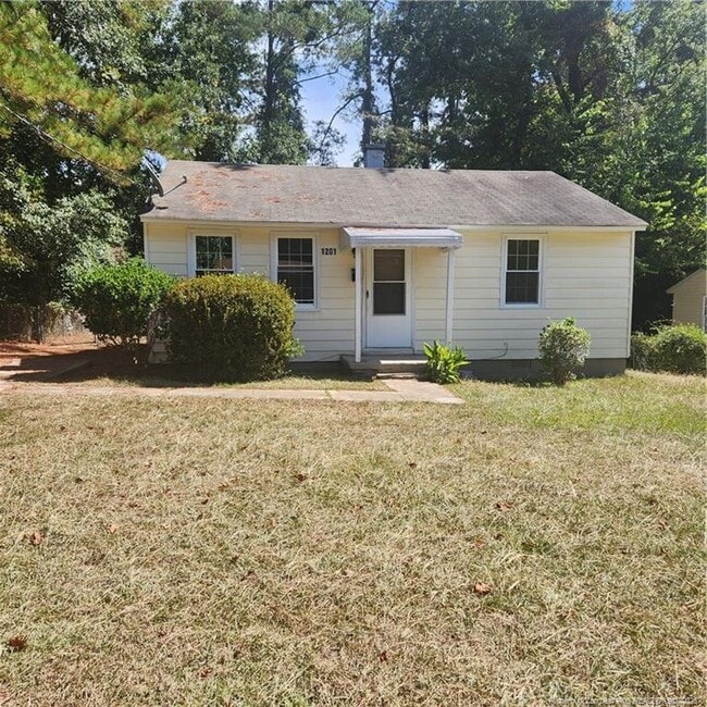 1201 Thelbert Dr
