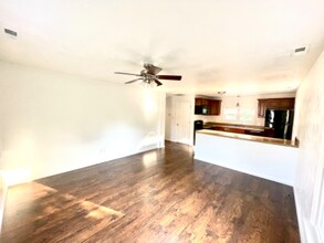 231 W Balview Ave, Unit B in Norfolk, VA - Building Photo - Building Photo