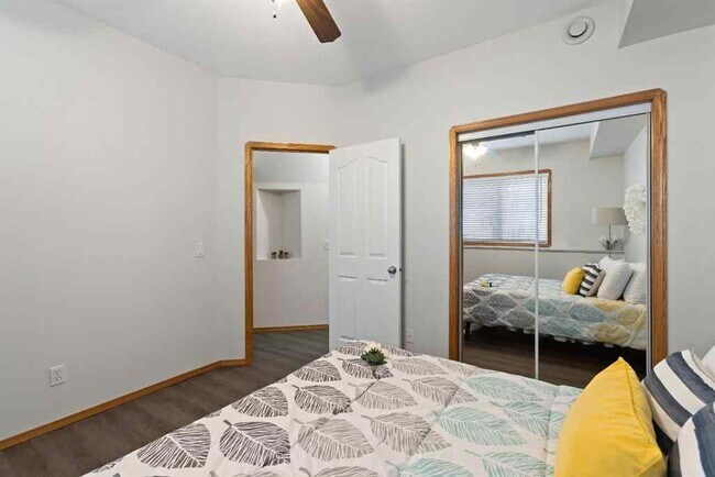 property at 7 Crystal Ridge Cove