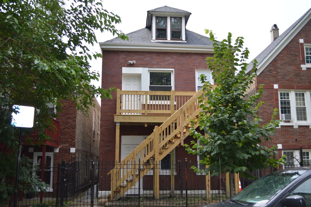 2812 S Trumbull Ave in Chicago, IL - Building Photo