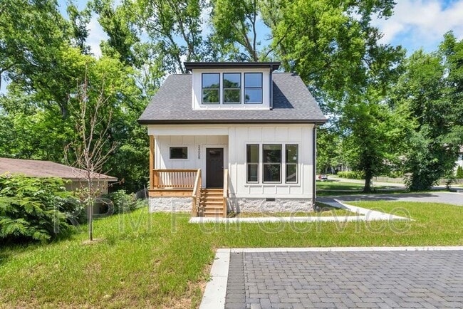 property at 2400 Buchanan St