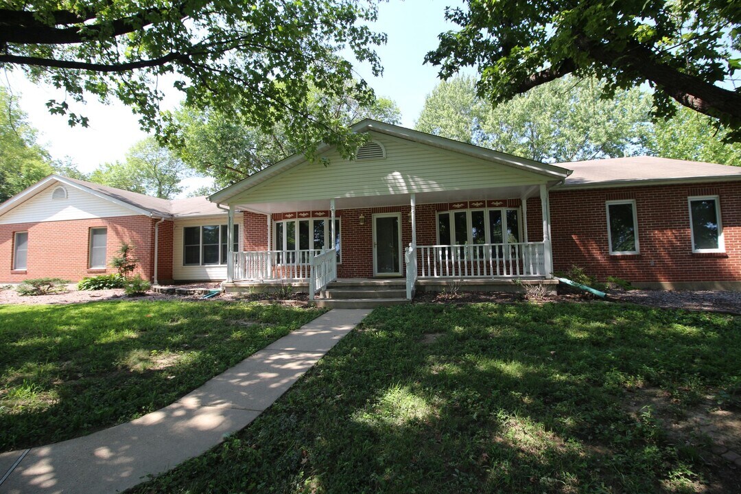 2923 Hwy A in Washington, MO - Building Photo